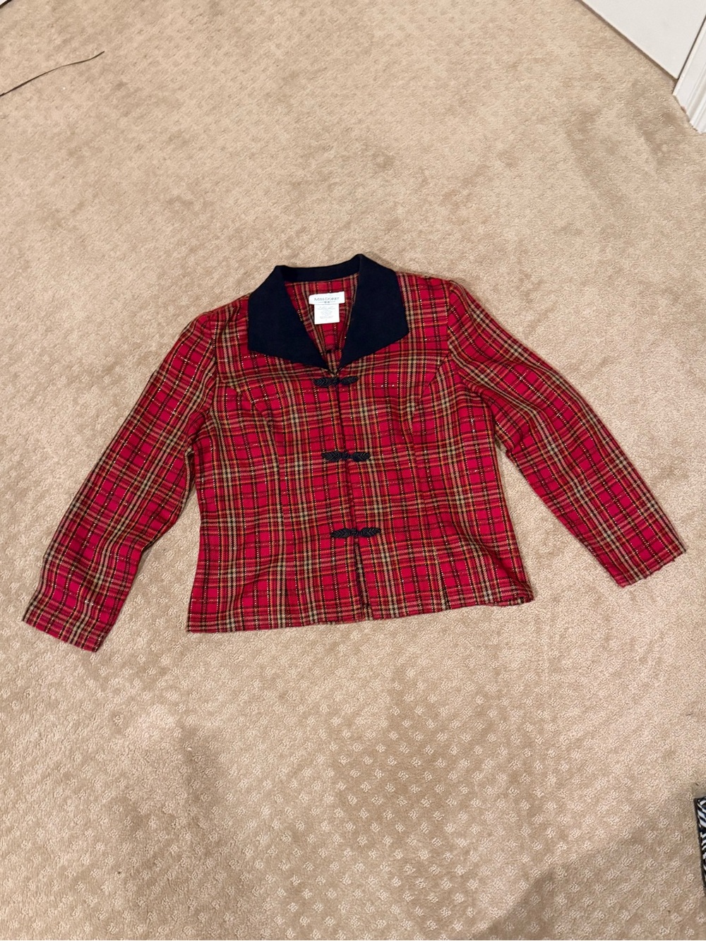 Vintage Miss Dorby Red Plaid Button-Up Jacket with Black Velvet Collar